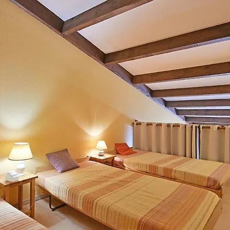 Appartement Les Indes Galantes- 270e- Vue Mer- 5 Pers *