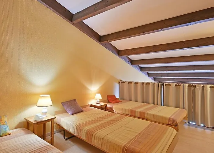 Апартаменты Les Indes Galantes- 270e- Vue Mer- 5 Pers *